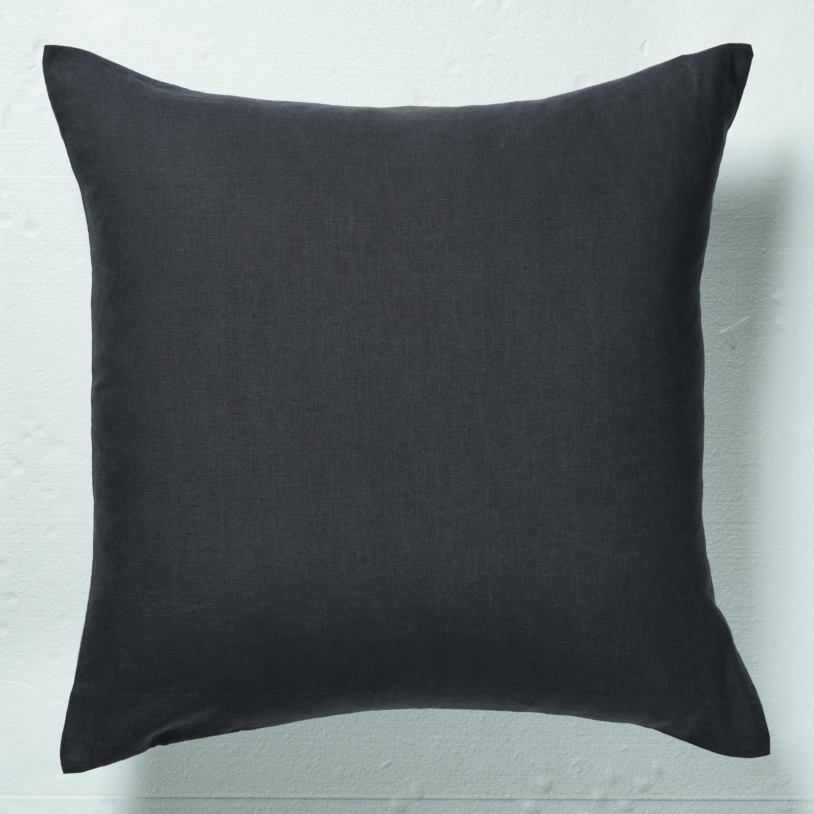 NOOK Elayna European Pillowcase - Magnet