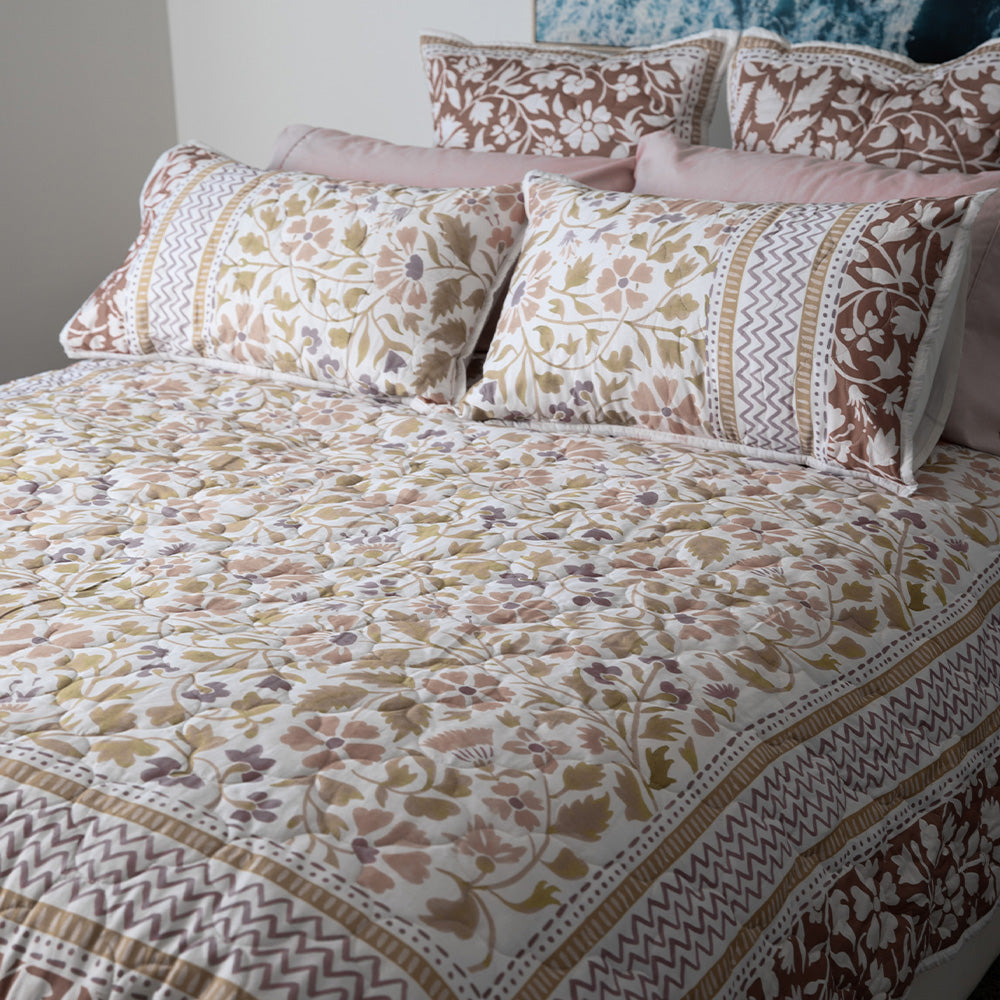 Devi Quilt Cover Set