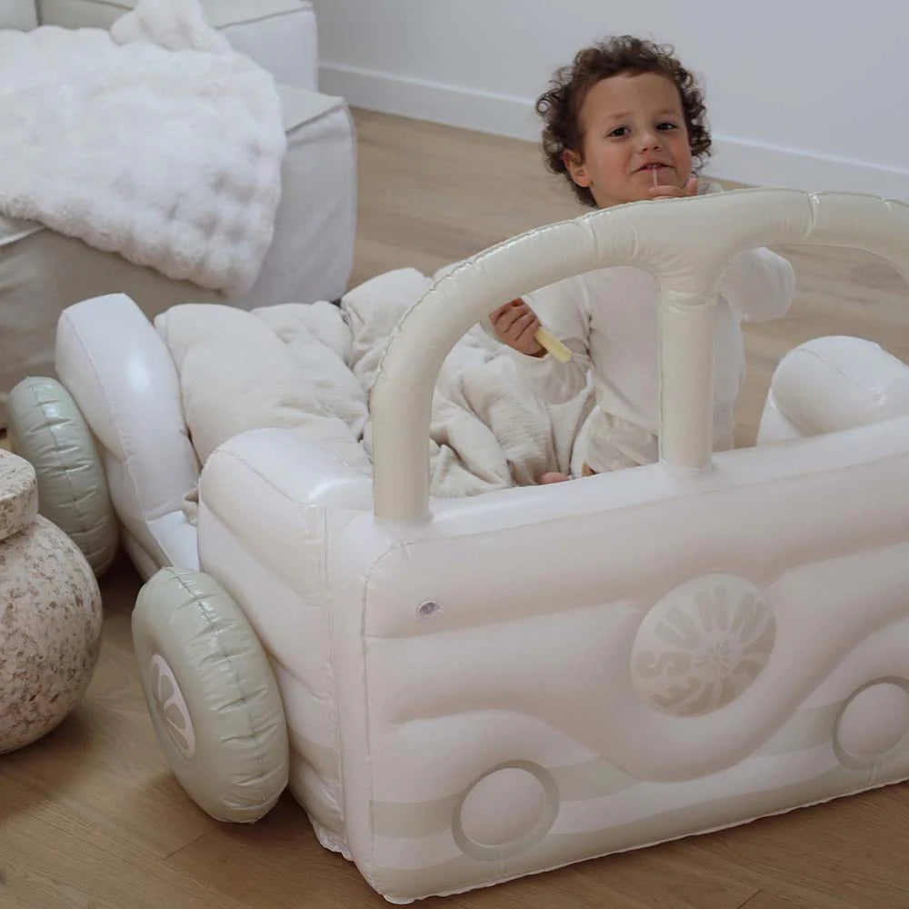 SUNNYLiFE Kids Sleepover Bed Summer Van