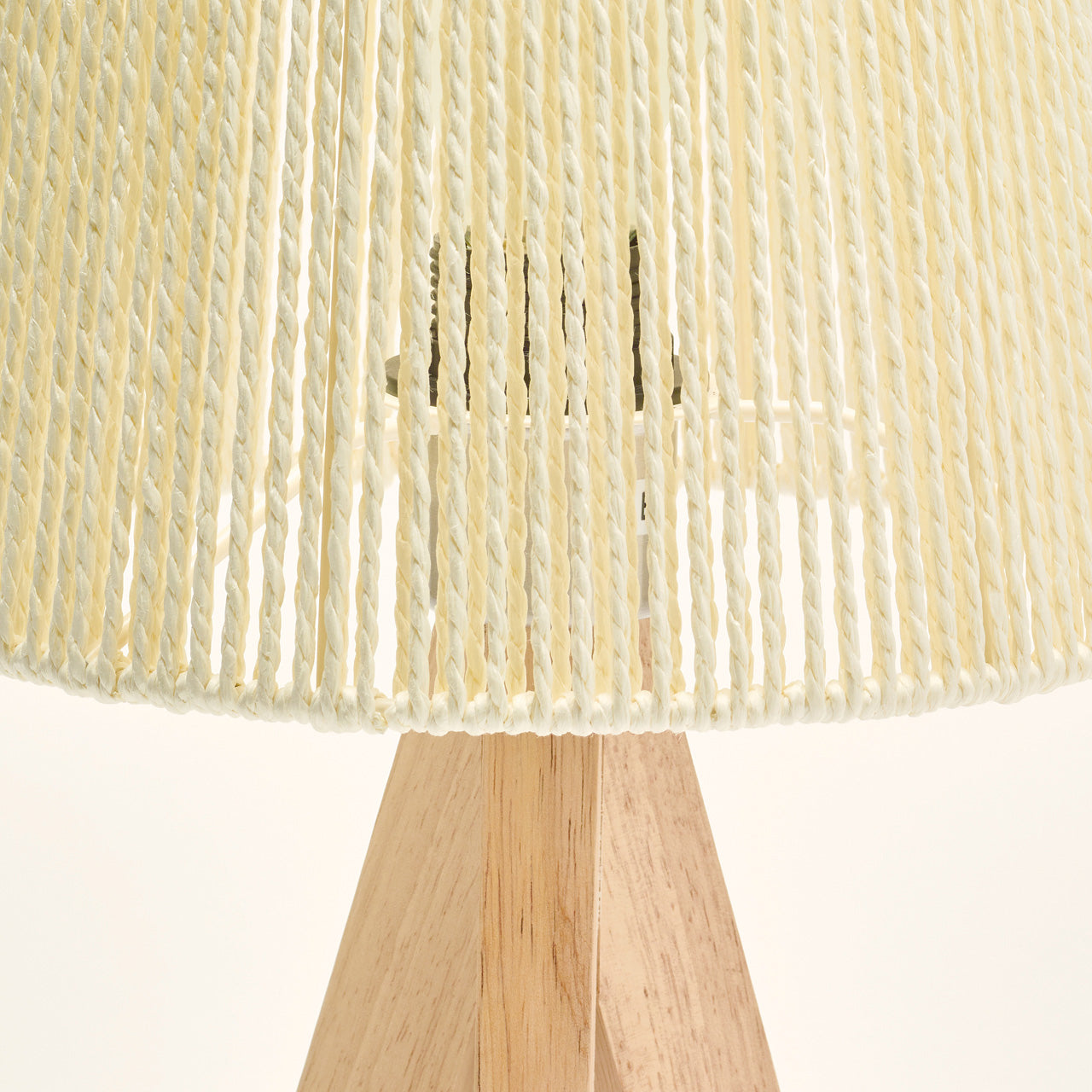 Zoomed in shot of Arwen Lamp to show detailing