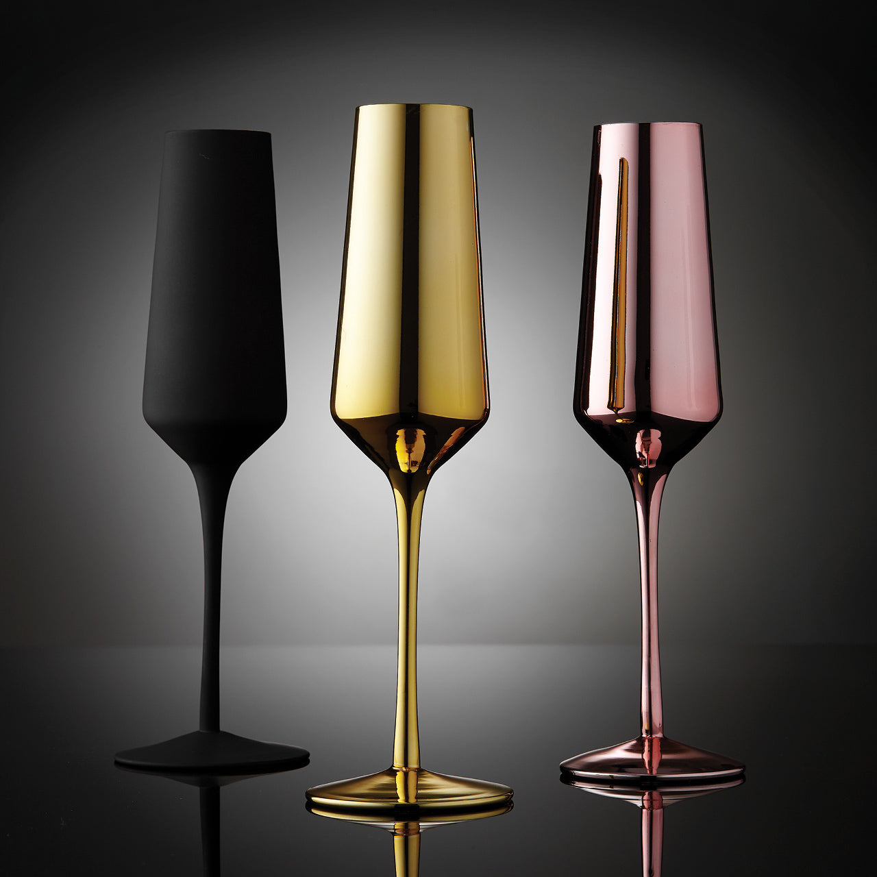 Group shot of Aurora Champagne Glasses