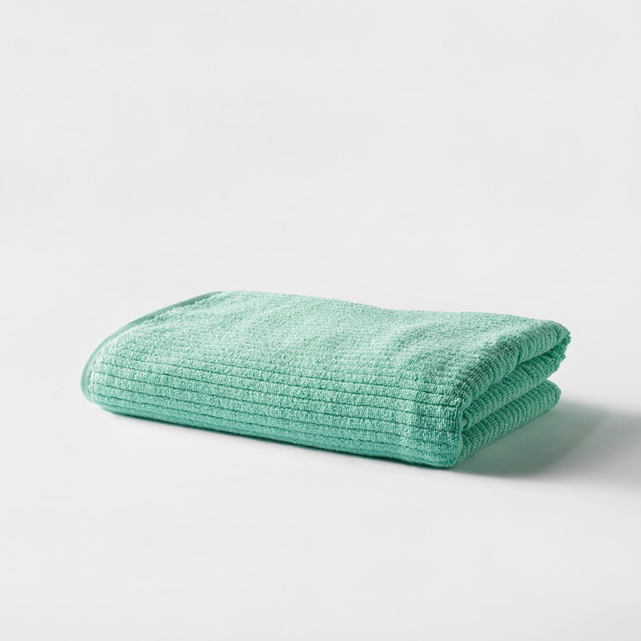 Cooper Rib Bath Towel Mint on a white background