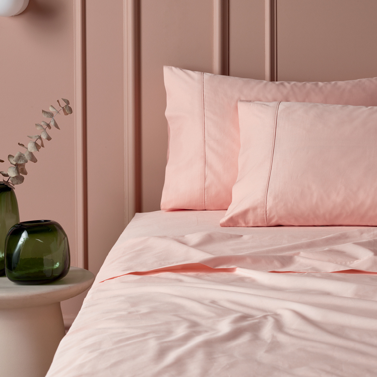 Premium Percale Sheets Petal lifestyle