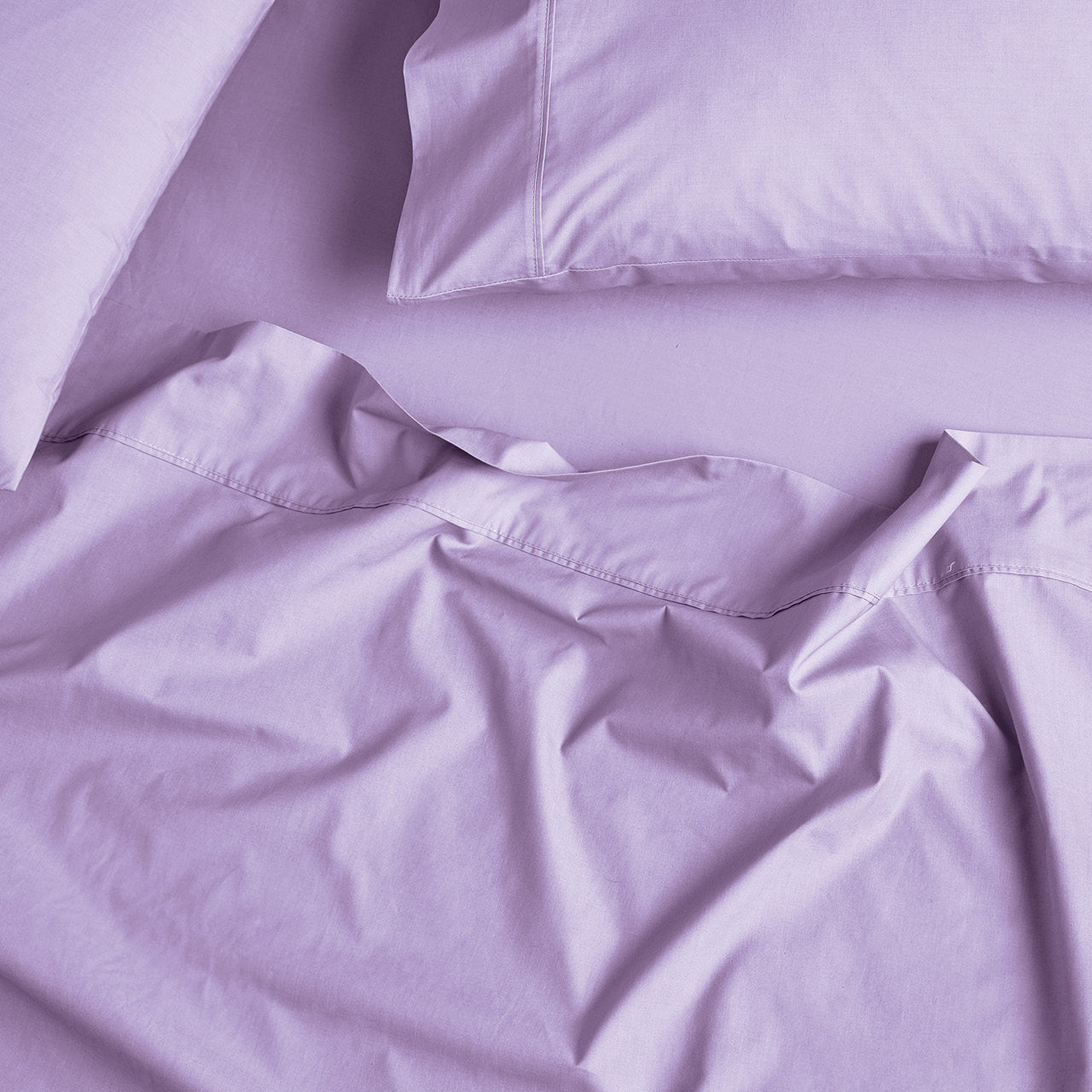 Close up shot of Premium Percale Violet Sheets