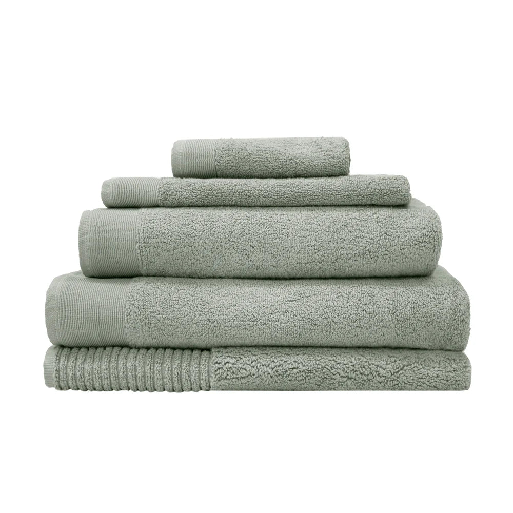 Aria Towel Collection