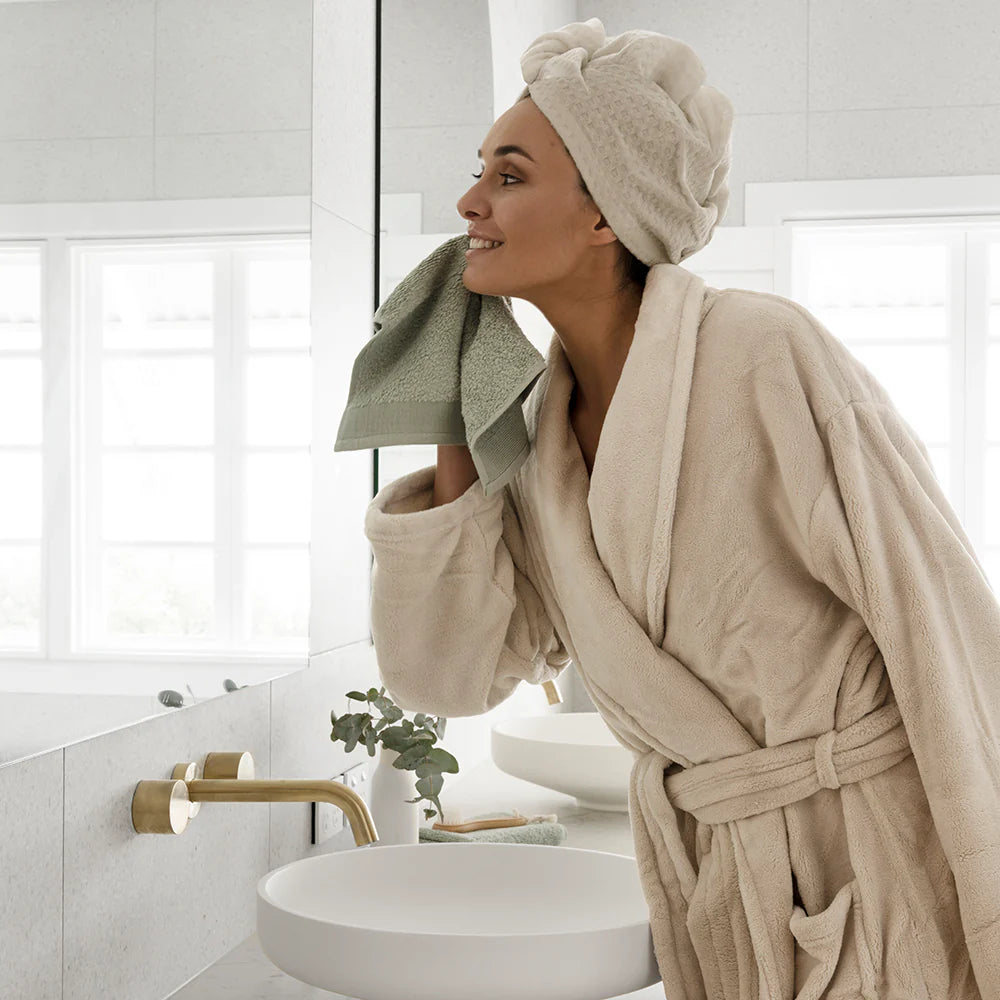 Aria Towel Collection
