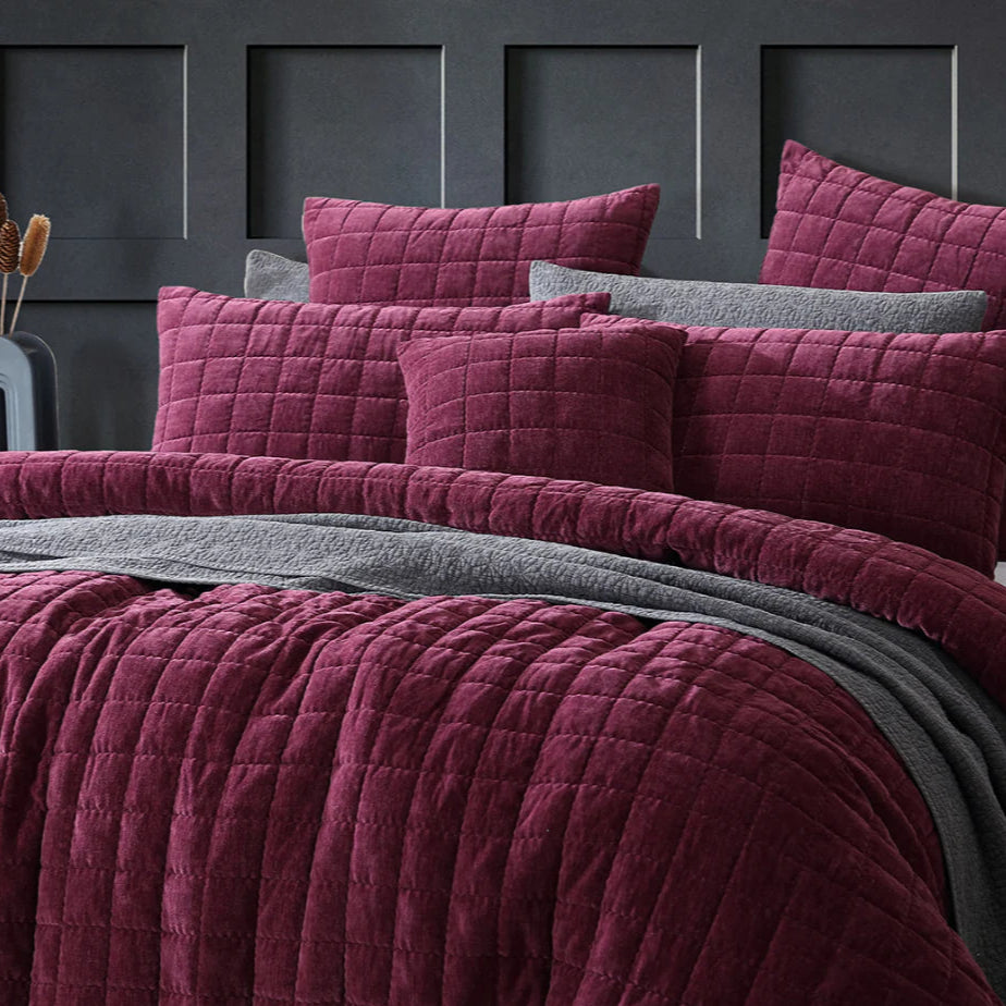 Platinum Collection Apollo Quilt Cover Set - Plum