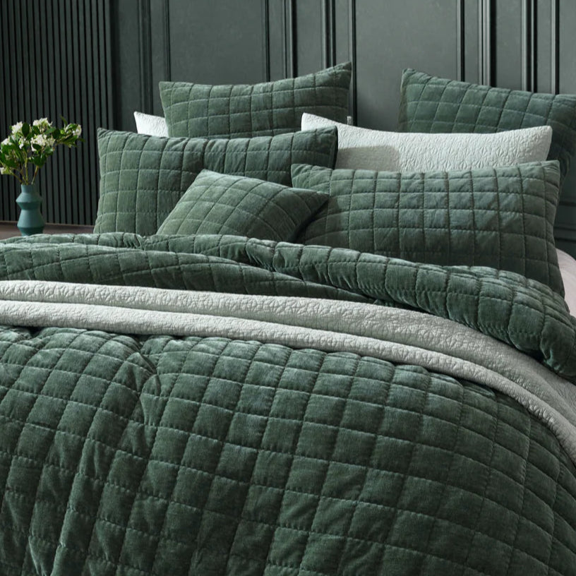 Platinum Collection Apollo Quilt Cover Set - Cilantro